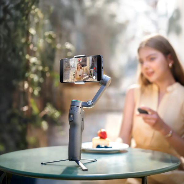 DJI Osmo Mobile 8P Standard-Combo